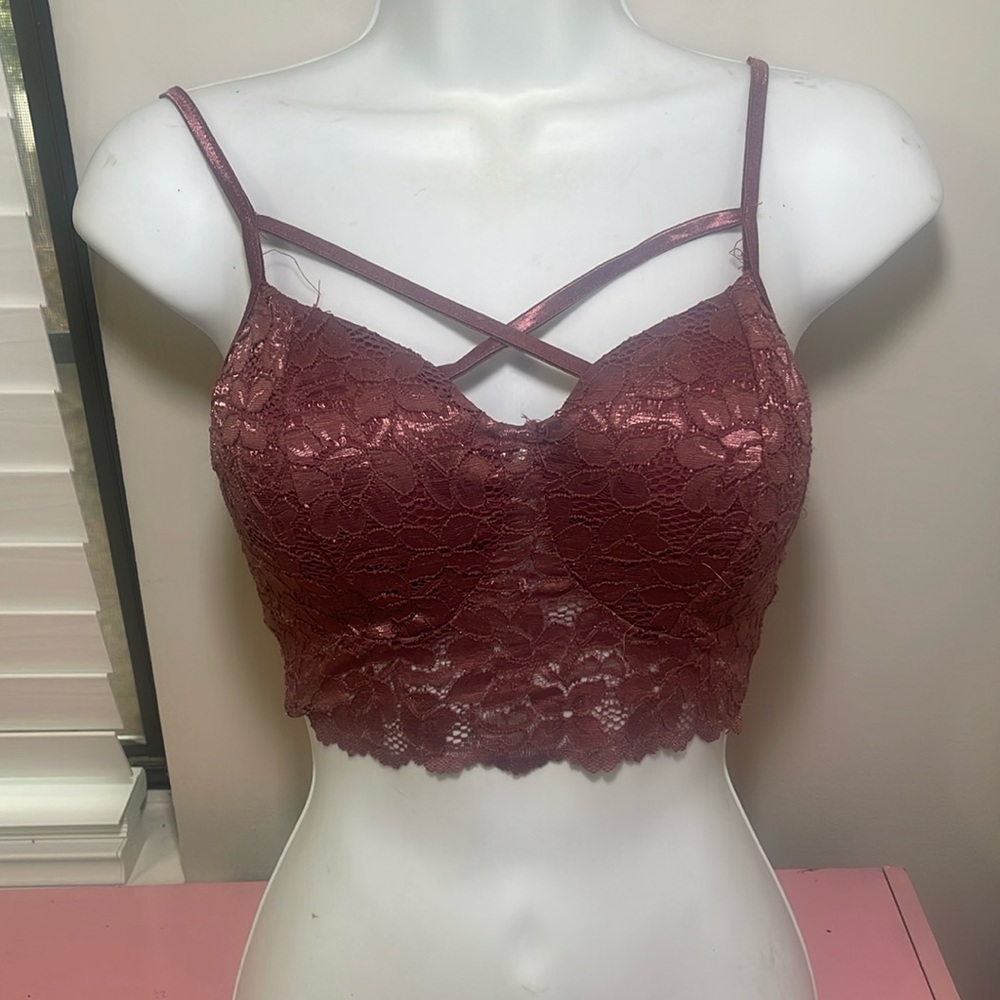 Lace Crop Top😍